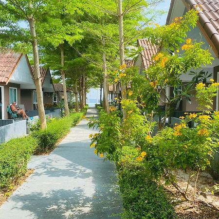 Bella Vista Beach Resort Koh Lipe Eksteriør bilde