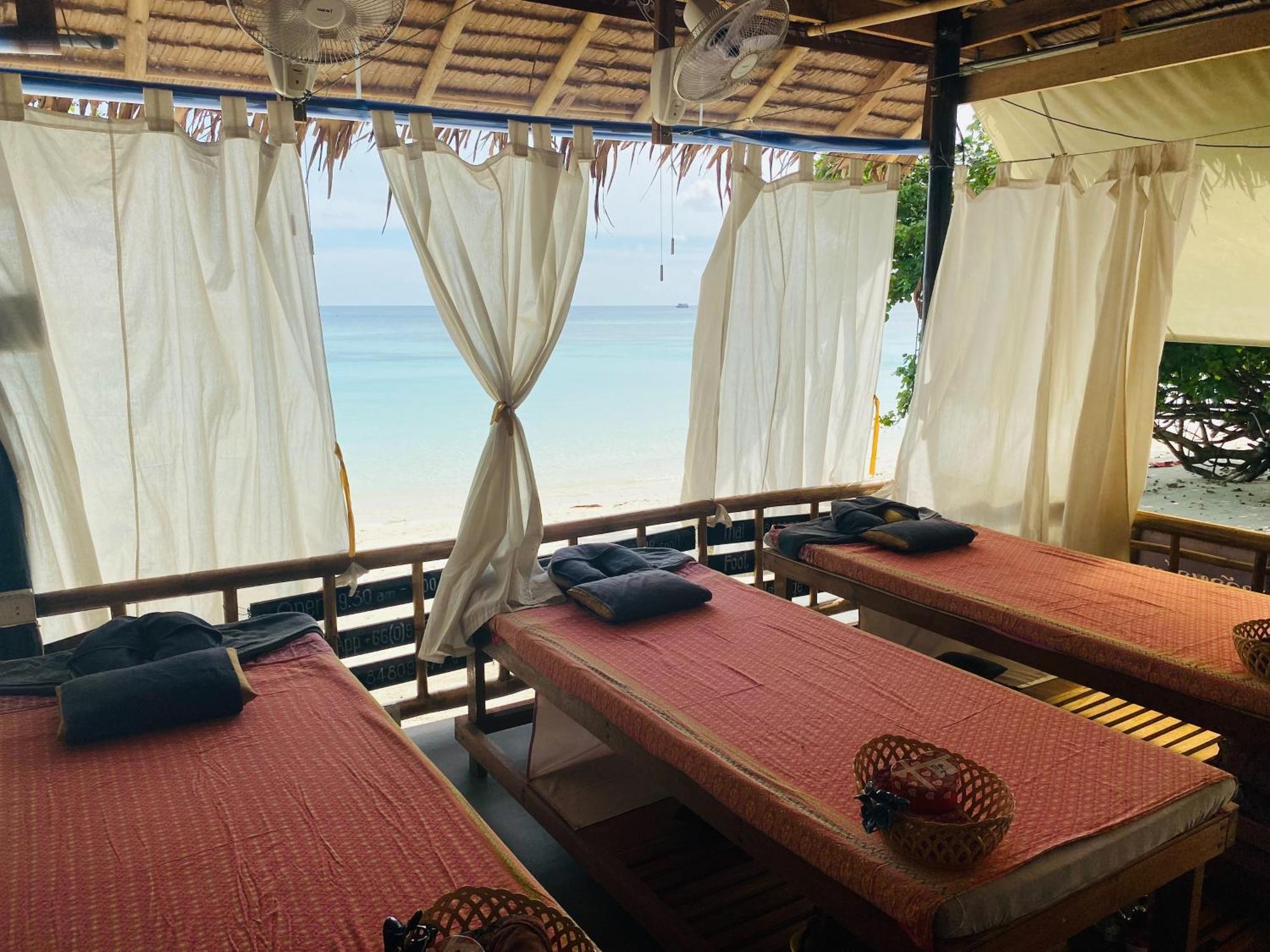 Bella Vista Beach Resort Koh Lipe Eksteriør bilde