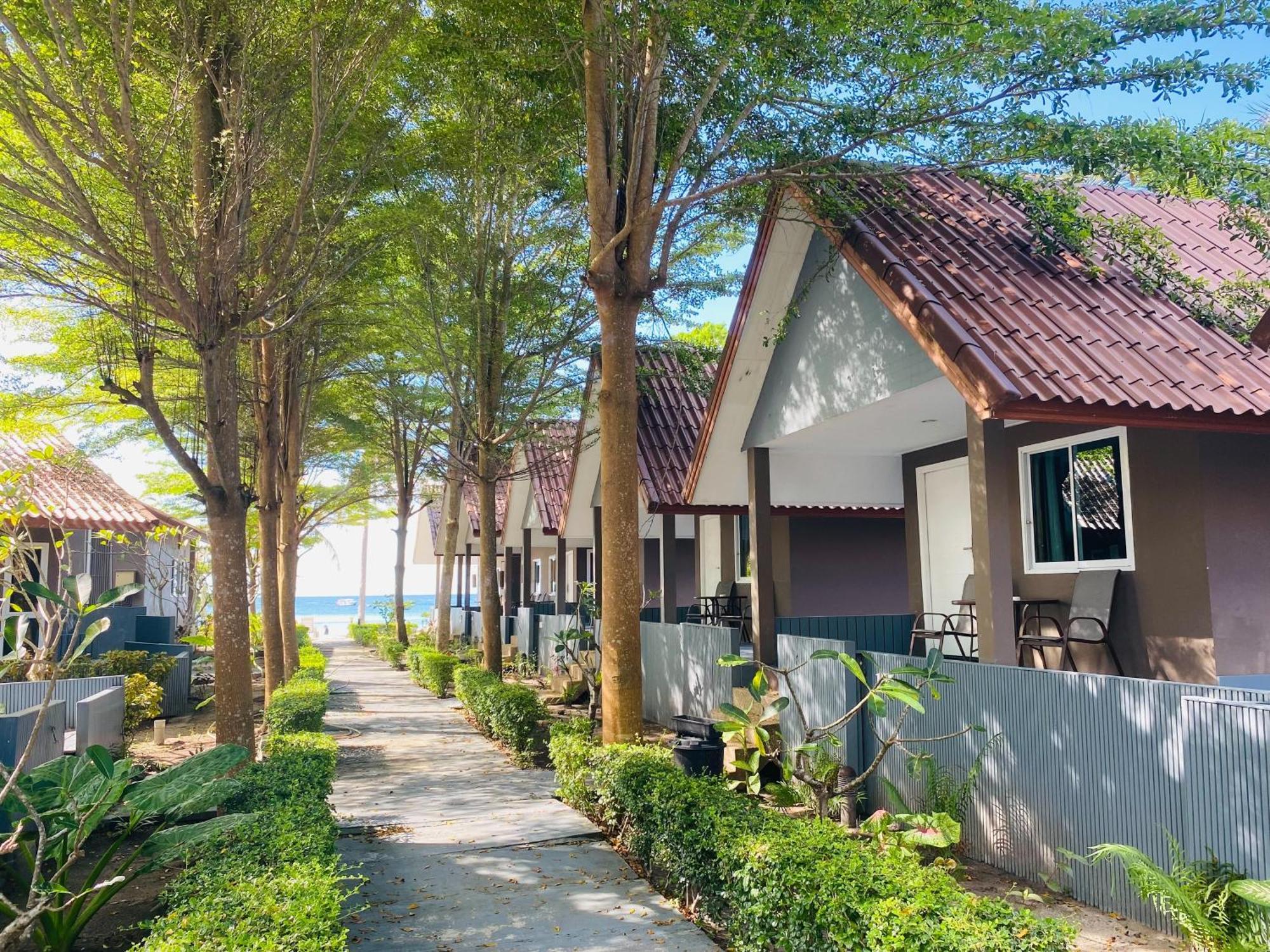 Bella Vista Beach Resort Koh Lipe Eksteriør bilde